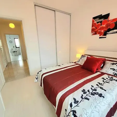 Lägenhet Sophie 3 Rooms, 2 Bathrooms, 8 Persons