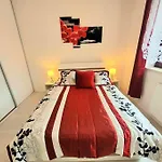 Apartment Sophie 3 Rooms, 2 Bathrooms, 8 Persons Krakow