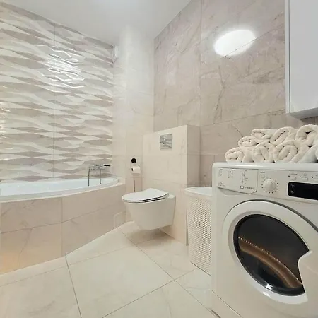 Sophie 3 Rooms, 2 Bathrooms, 8 Persons *