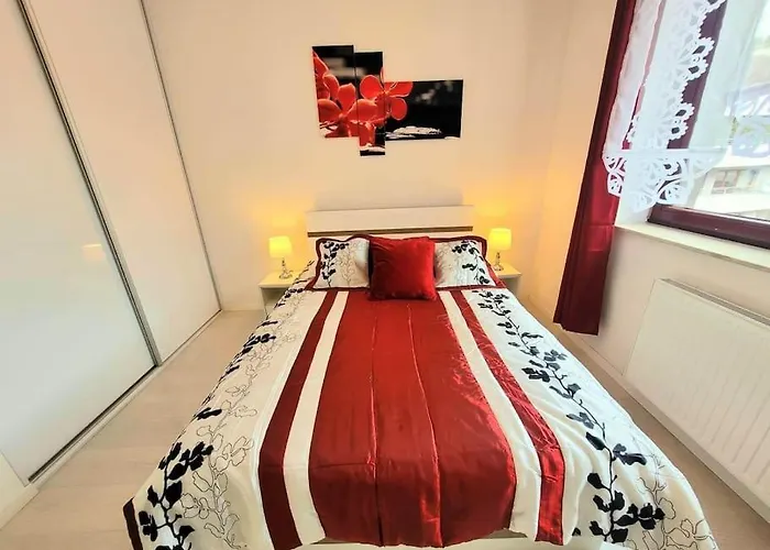 Apartament Sophie 3 Rooms, 2 Bathrooms, 8 Persons Kraków