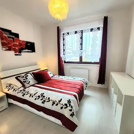Sophie 3 Rooms, 2 Bathrooms, 8 Persons Cracovia